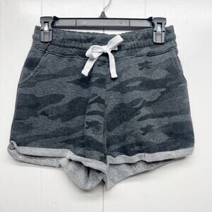 Reflex Women's Camouflage Back & Gray Activewear Shorts Size Large Side Pockets
